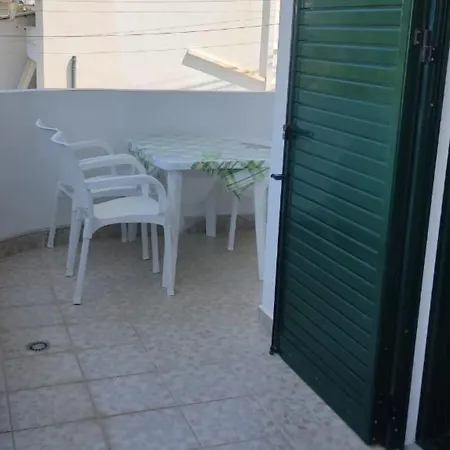 M&j Apartment Ksamil