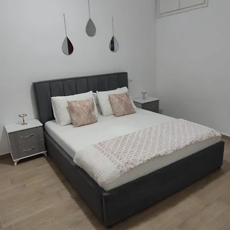 Apartment M&j *