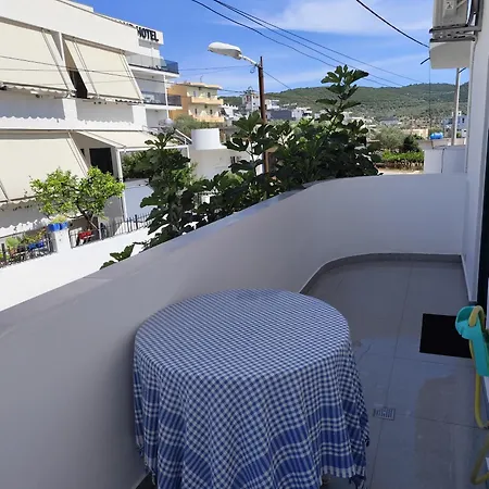 M&j Apartment
