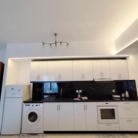 M&j Apartment Ksamil
