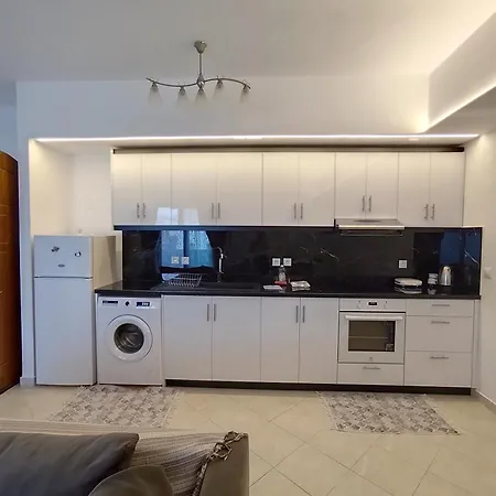 M&j Apartment